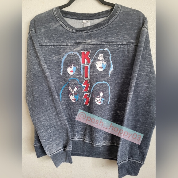 Kiss Sweaters - EUC Kiss Band Tee Crewneck